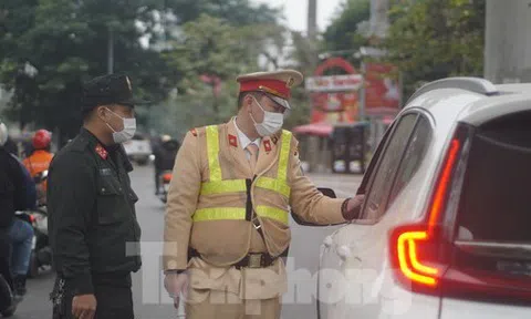 Cục CSGT nói gì về phản ánh uống sirô, ngậm thuốc sâu răng bị 'dính' lỗi nồng độ cồn?