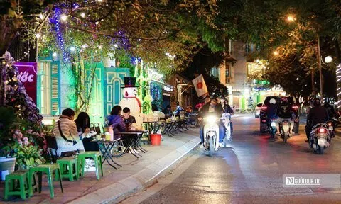 Hà Nội nêu 3 giai đoạn để "đòi lại" vỉa hè cho người đi bộ