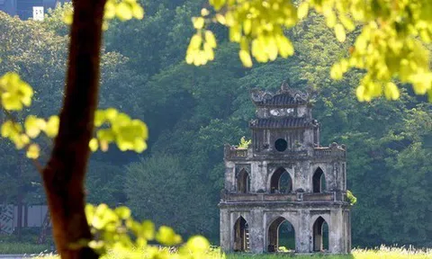 Miền Bắc tăng nhiệt, miền Trung mưa lớn dài ngày