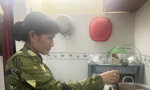 Công nhân PouYuen bị mất việc: Vẫn bám trụ thành phố