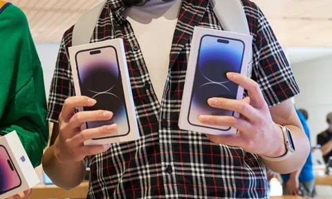 iPhone độc chiếm bảng xếp hạng smartphone bán chạy nhất 2022