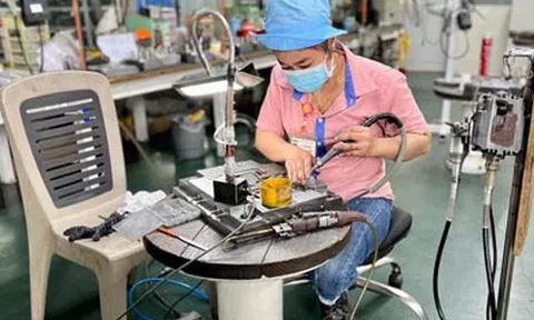 Ý kiến khác nhau về 2 phương án rút BHXH 1 lần