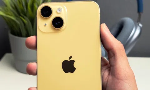 iPhone 14 vàng có giá từ 20,99 triệu đồng, về ngay trong tháng 3
