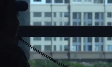 Mất 800 triệu đồng sau khi nghe cuộc gọi "nợ cước điện thoại"