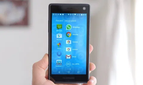 Smartphone Android 7 năm tuổi được cập nhật phần mềm