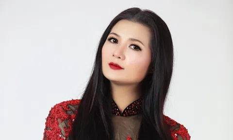 Kết hôn ở tuổi 40, ca sĩ Triệu Trang: "Tôi hài lòng với cuộc sống hiện tại"