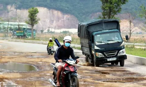 Nhếch nhác ở dự án Khu đô thị hồ Phú Hòa