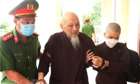 Triệu tập 2 luật sư từng bào chữa cho các bị cáo ở "Tịnh thất Bồng Lai"