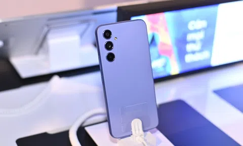 Dòng smartphone bán chạy nhất Việt Nam có phiên bản mới