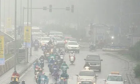 Miền Bắc mưa dông, Nam Bộ nắng nóng