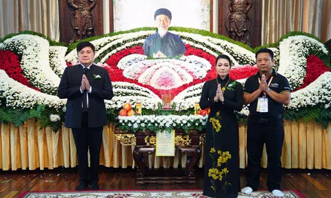 Đồng nghiệp ôn kỷ niệm về nghệ sĩ Diệp Lang