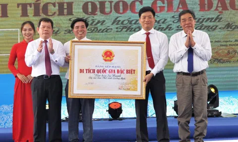 Đón nhận bằng xếp hạng Di tích quốc gia đặc biệt Văn hóa Sa Huỳnh