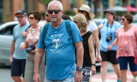 Bộ Công an đề xuất tăng thời gian miễn thị thực từ 15 lên 30 ngày