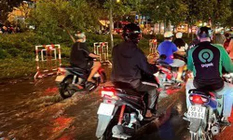 Bể ống cấp nước, 2 quận và 18 phường ở TP HCM bị ảnh hưởng nhiều ngày tới