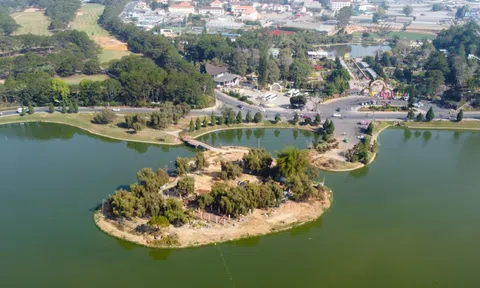 CLIP: Tháo dỡ công trình trên "đất vàng" Bích Câu (Đà Lạt)