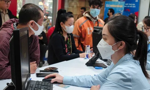 Rối loạn ngày đầu khóa hàng triệu SIM