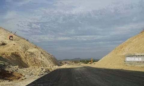 Đất đắp cho dự án Cao tốc Vĩnh Hảo – Phan Thiết đã được giải quyết