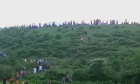 Hà Tĩnh: Đi tắm hồ, 2 học sinh chết đuối thương tâm