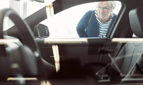 Ford nghiên cứu công nghệ "khóa xe" nếu người dùng không trả phí