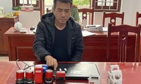 Bắt 2 người ở Hải Phòng trong đường dây mua bán hóa đơn khủng gần 4.000 tỉ đồng