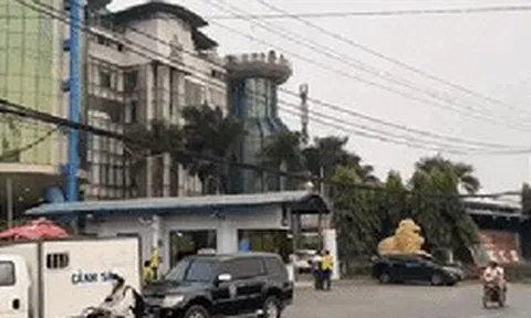 CLIP: Lực lượng công an tiến hành khám xét trụ sở Tân Hiệp Phát