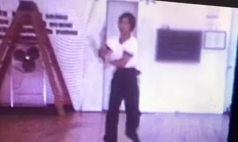 Chân Tử Đan khoe võ công