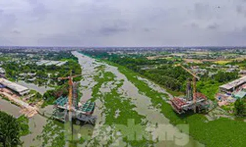 Cận cảnh cây cầu 576 tỷ bắc qua sông Vàm Cỏ Tây