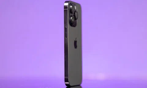 Điện thoại cao cấp có còn đáng giá