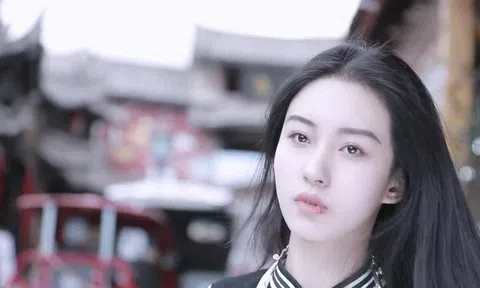 Nữ sinh đóng Tiểu Long Nữ được khen ngoại hình