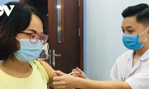 Ngày 18/4, cả nước có hơn 1.500 ca COVID-19 mới, hơn 100 bệnh nhân phải thở oxy