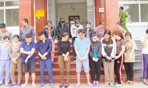 Hàng trăm công an đột kích phá đường dây đánh bạc trăm tỷ, giao dịch 1 tỷ/ngày