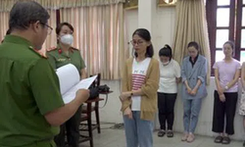 Triệt phá đường dây cho vay với lãi suất 2.555%/năm ở TPHCM