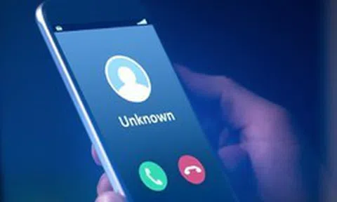 Cụ ông 71 tuổi mất gần 15 tỷ đồng sau cuộc điện thoại của cục trưởng công an dỏm