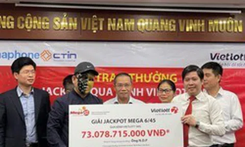 Mua Vietlott cho vui, bất ngờ trúng 73 tỷ đồng