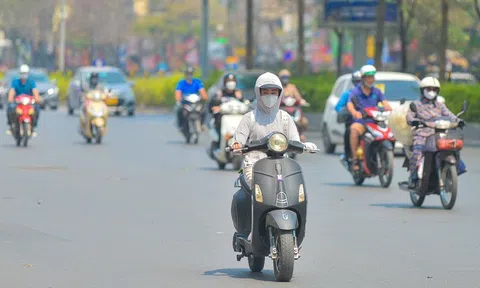 Nắng nóng đặc biệt gay gắt, có nơi nhiệt độ gần 43 độ C