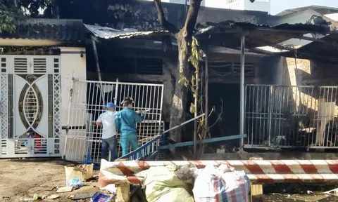 CLIP: Cháy lớn tại cơ sở làm ghế mới đi vào hoạt động