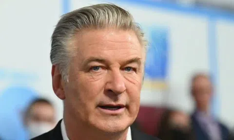 Alec Bladwin thoát cáo buộc ngộ sát