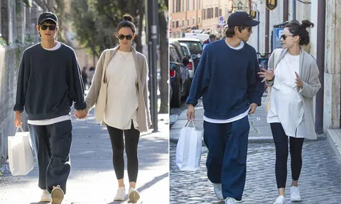 Song Joong Ki sánh đôi vợ bầu