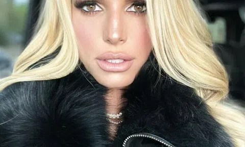 Jessica Simpson được khen 'lão hóa ngược'