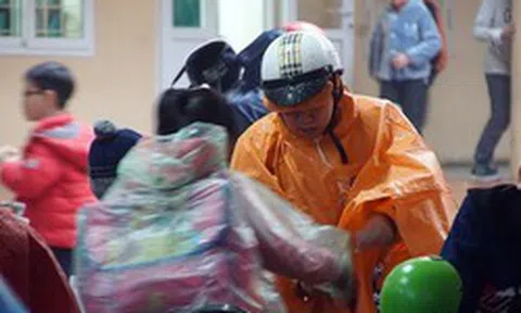 Miền Bắc đón mưa lớn, nền nhiệt giảm sâu