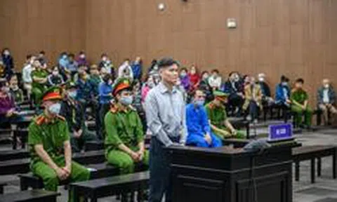 'Tiến sĩ dạy làm giàu' lừa đảo 576 tỷ đồng bị phạt tù chung thân