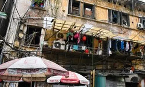 Cảnh xập xệ bên trong những khu tập thể nằm ở vị trí đắc địa của Hà Nội