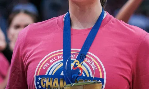 Nhan sắc á hậu thi đấu bóng chuyền tại SEA Games 32