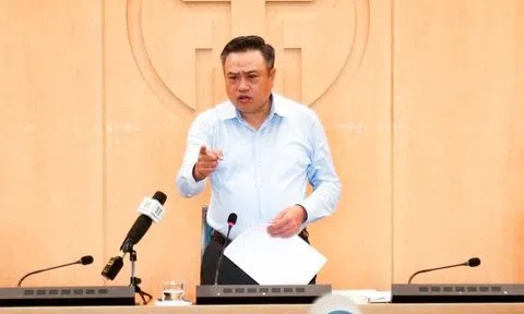 Chủ tịch Hà Nội: Thay thế cán bộ né tránh, đùn đẩy công việc