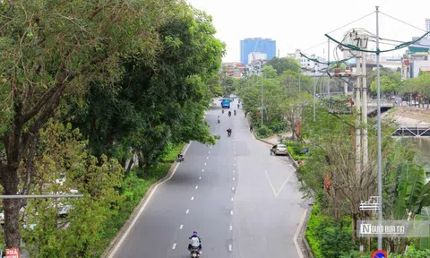 Đường phố Hà Nội thông thoáng, yên bình ngày 30/4
