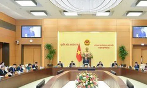 Ủy ban Thường vụ Quốc hội cho ý kiến về việc chuẩn bị kỳ họp thứ 5