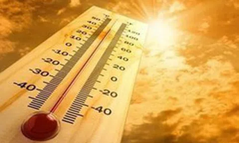 Nắng nóng đỉnh điểm, có nơi tới 43 độ C
