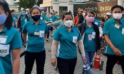 Băn khoăn tuổi nghỉ hưu: Công nhân làm gì có của để dành?