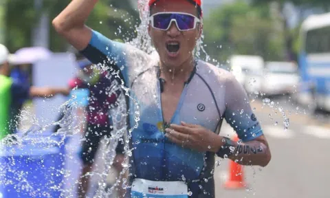 Các nhà vô địch giải Ironman 70.3 Việt Nam