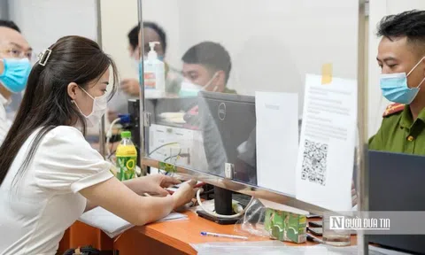 Hà Nội: Hoàn thiện quy trình điện tử để bãi bỏ yêu cầu nộp sổ hộ khẩu